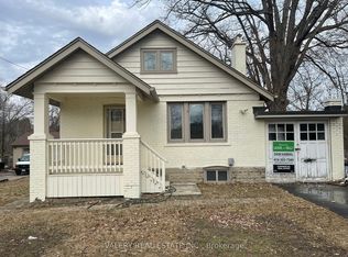 1561 Hurontario St #1, Mississauga, ON L5G3H7