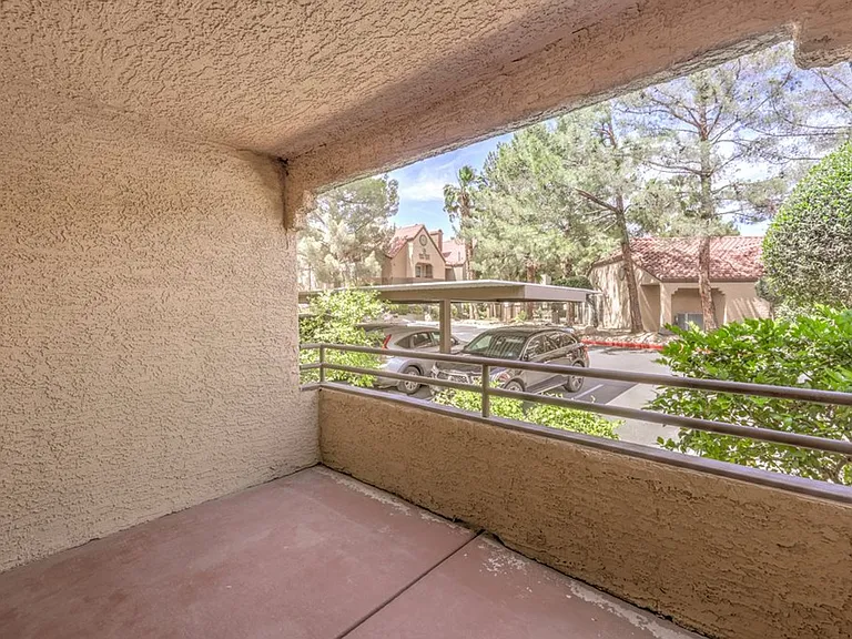 2200 Soutrh Fort Apache Rd — Photo 23