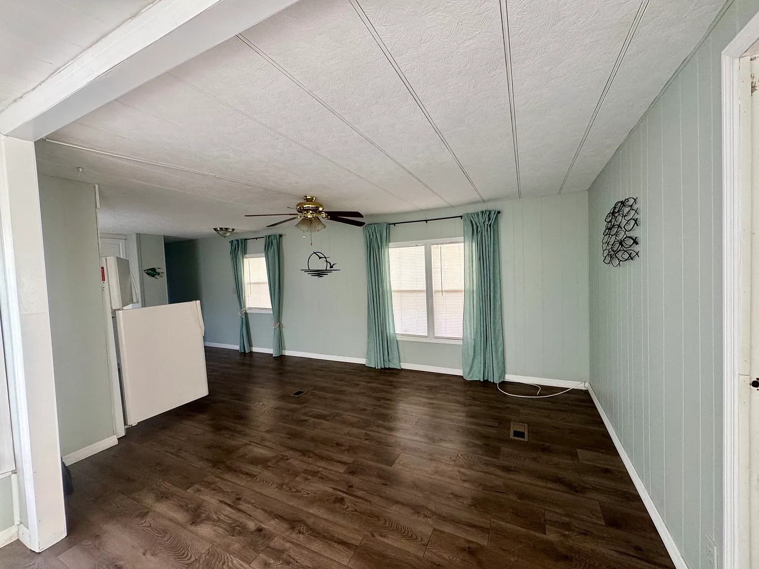 2 bed, 872 sqft, $1,400 — Photo 2