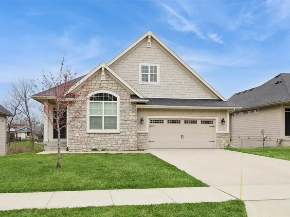 14319 Holcomb Ave, Urbandale, IA 50323