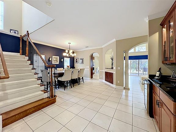 5th image of 6977 Dolce St