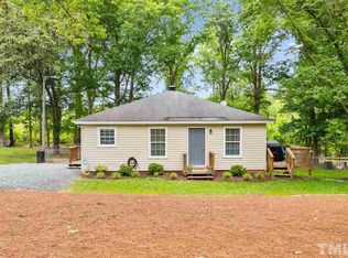 8721 Peach Tree Dr, Sanford, NC 27330