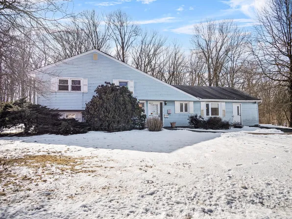 188 Foxwood Road, West Nyack, NY 10994