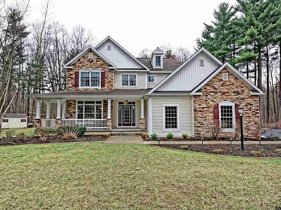 2nd image of 47 Liberty Way