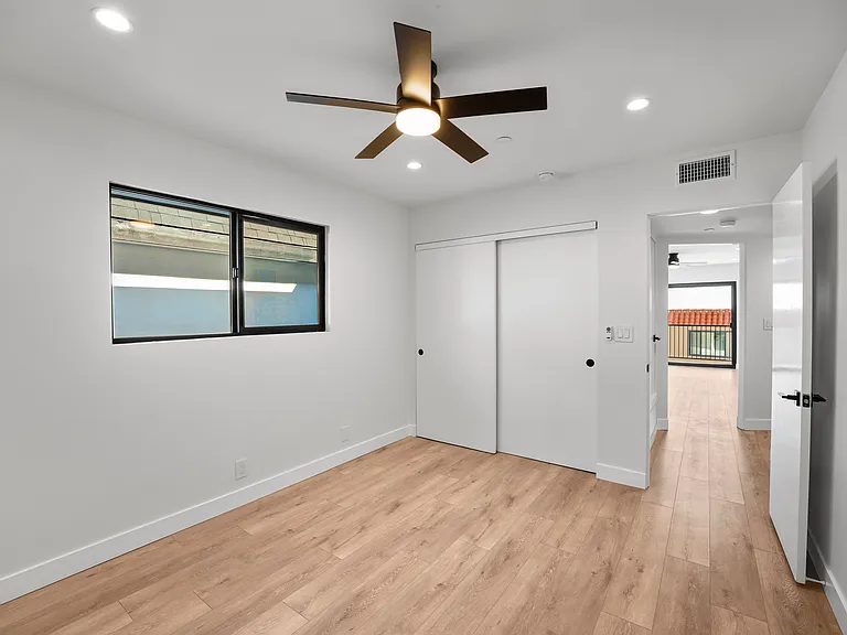 243 Avenida Montalvo #4 — Photo 17