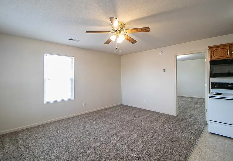 3292-7 Tower Dr — Photo 2