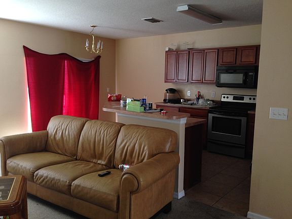 5th image of 9625 Carlsdale Dr