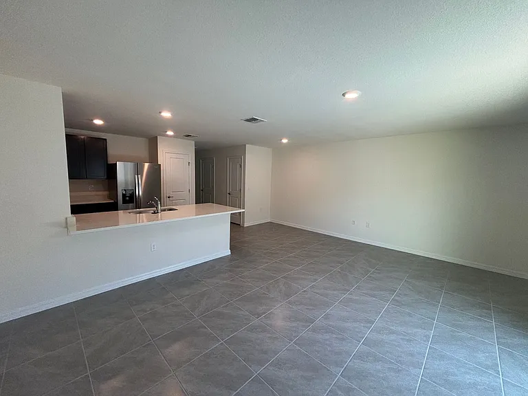 6592 SW 81st Loop — Photo 4