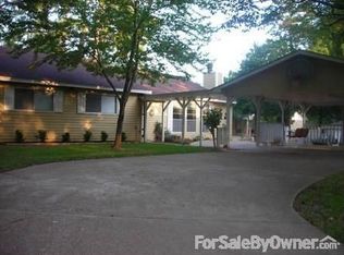 3321 Bent Bough Park, Huntsville, TX 77340