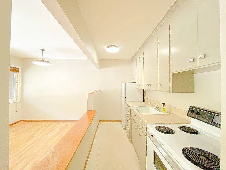 5036 22nd Ave NE #203 — Photo 8
