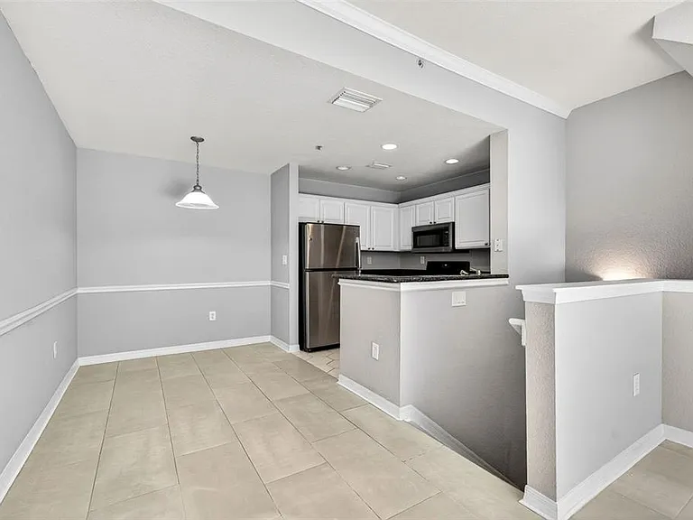 105 Bradford Beach Ct #105 — Photo 6