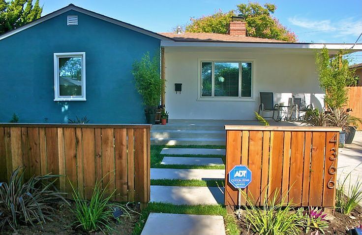 4366 Globe ave