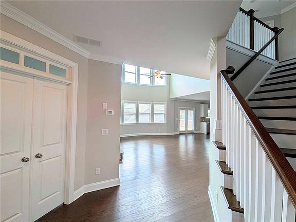 4th image of 437 Aristides Way