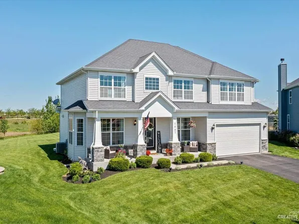 1007 N Carly Cir, Yorkville, IL 60560