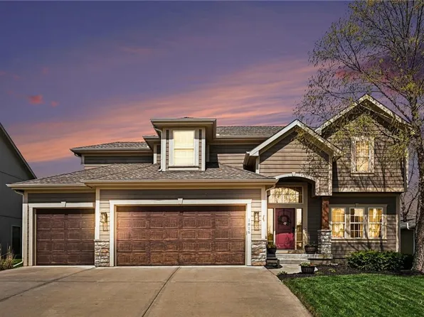 1816 NW 93rd Ter, Kansas City, MO 64155