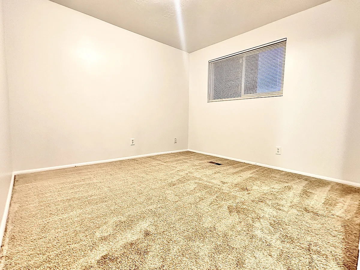 Building Photo - 265 E 8880 S #7