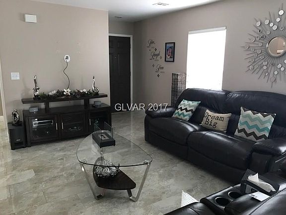 3rd image of 7617 Constantinople Ave
