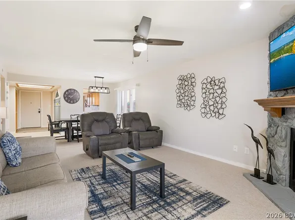 6 Costa Del Sol Dr 210-unit 2-A, Lake Ozark, MO 65049