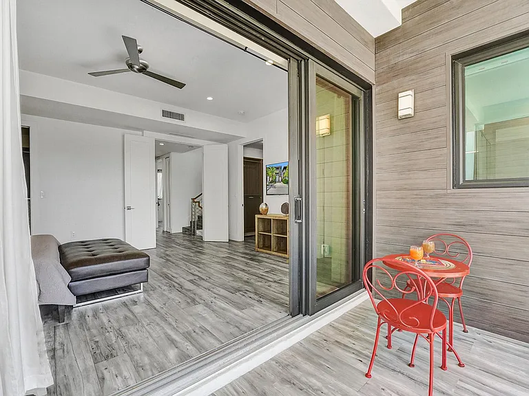 340 Balboa St — Photo 13