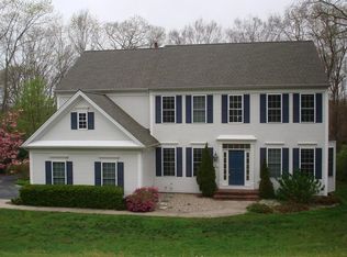 29 Windrose Dr, Groton, CT 06340