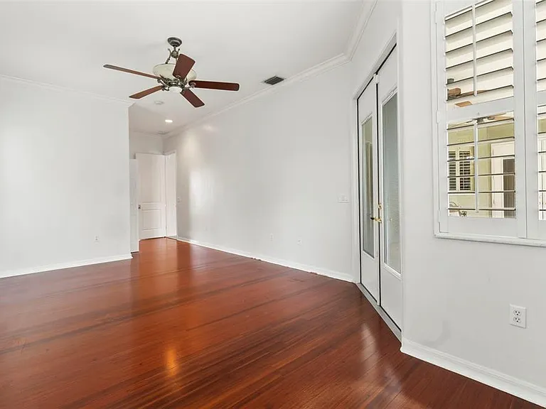 281 Hallcrest Ter — Photo 15