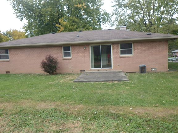 4th image of 2127 Thornwood Dr