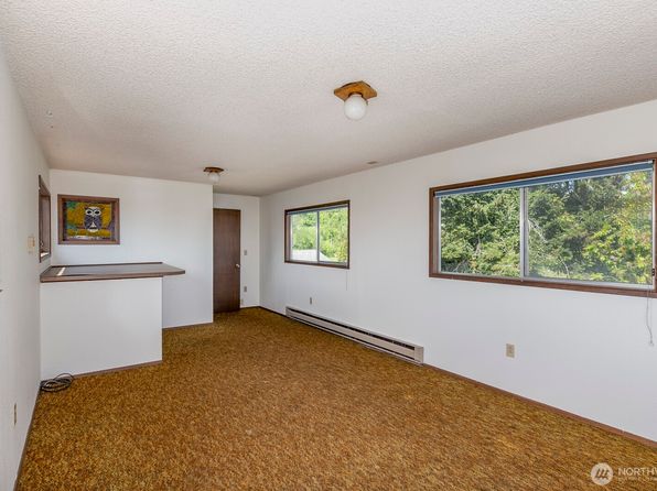 200 Priest Point Drive NE, Tulalip, WA 98271