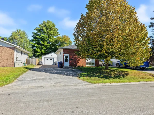 72 Van Horne Cres, North Bay, ON P1A 1G3