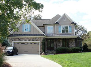 8500 Briarthorne Pl, Raleigh, NC 27613