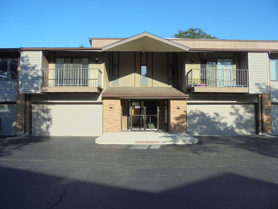 1st image of 821 Oakton St APT 205