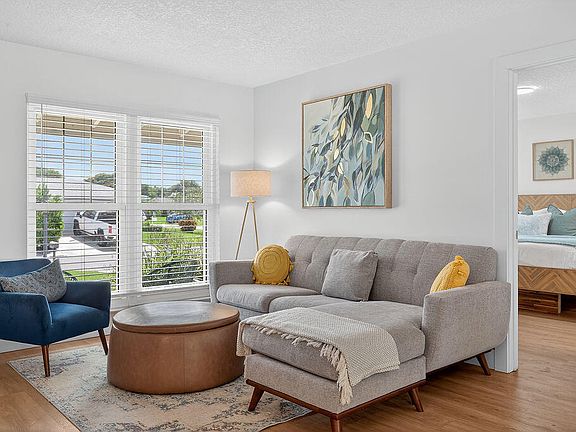 4th image of 9627 Althea Way