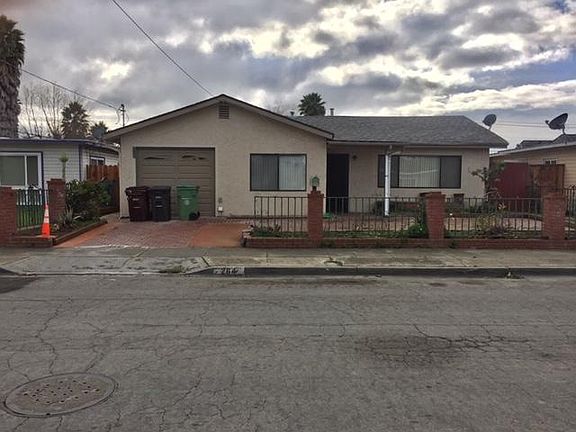 2nd image of 264 Elmwood Ln
