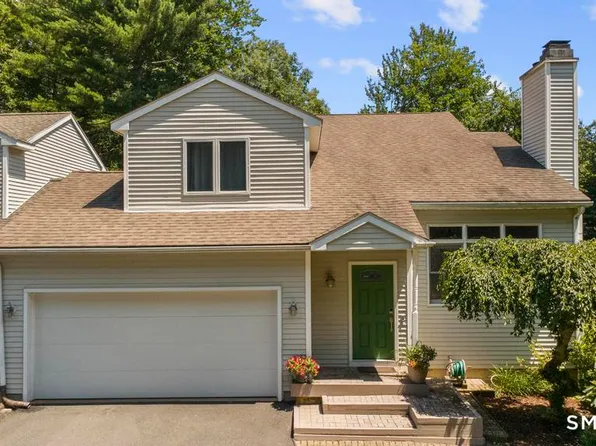 2 Brickham Way, Burlington, CT 06013