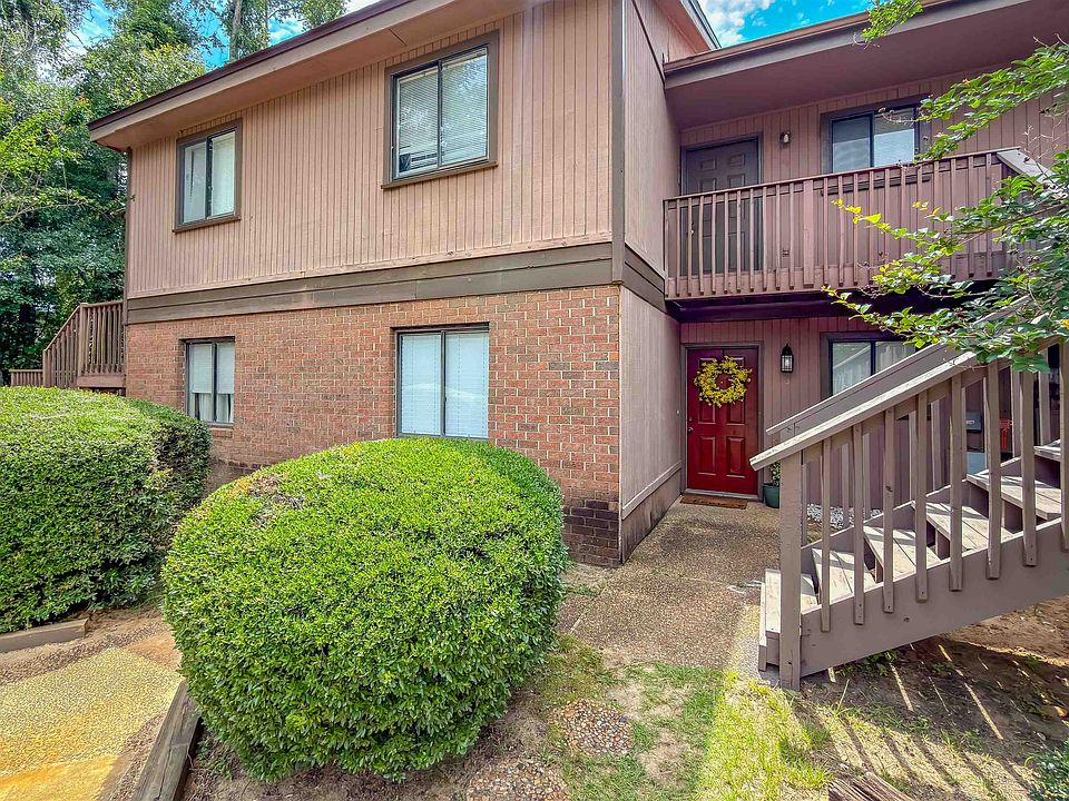 1st image of 216 Dixie Dr APT D3