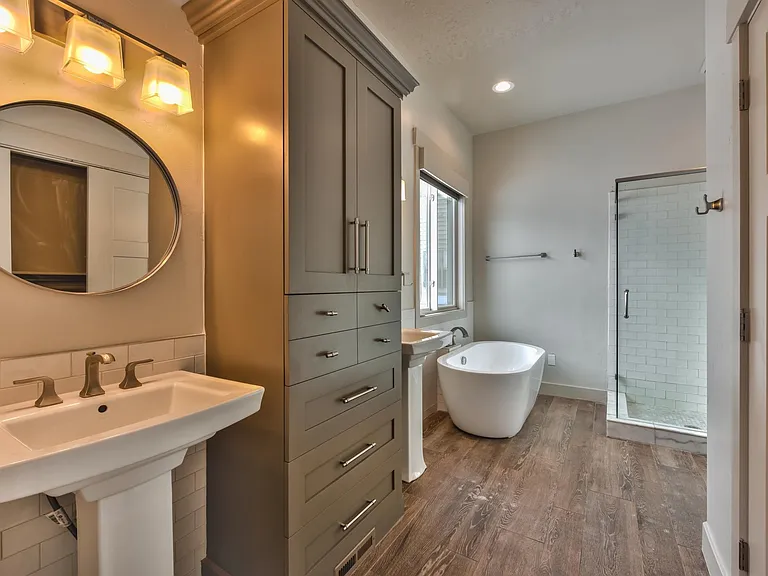 4879 Silver Springs Dr — Photo 11