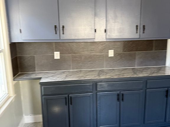 4th image of 47 Silver St