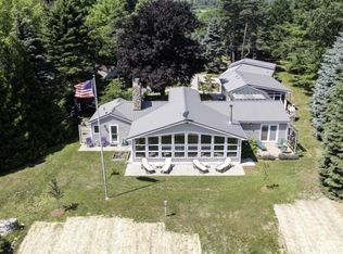 3872 Lakeshore Rd, Deckerville, MI 48427