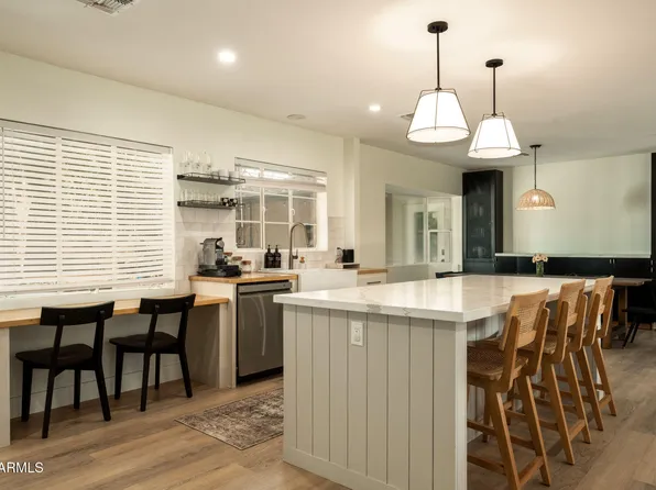 547 W ORANGEWOOD Avenue, Phoenix, AZ 85021