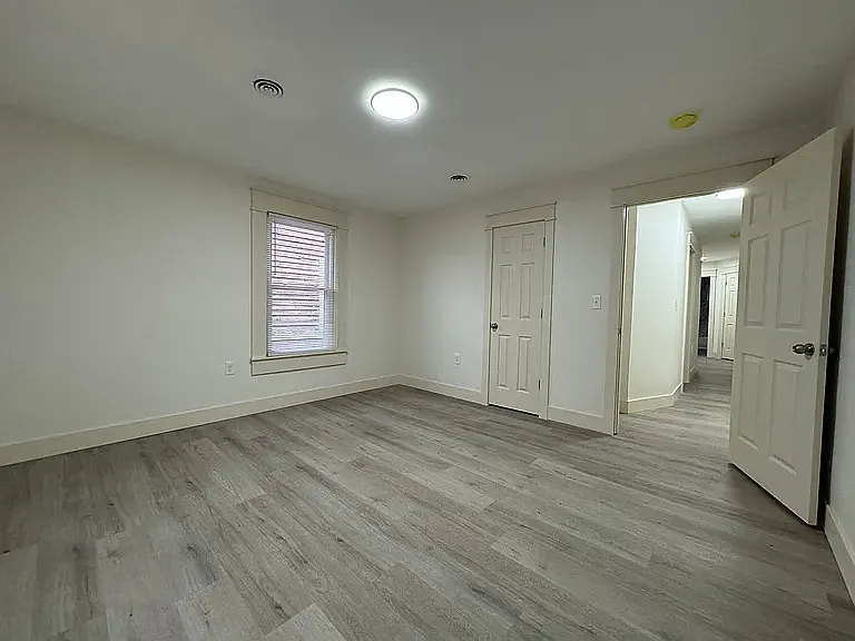 138 Rockwood Ave — Photo 8