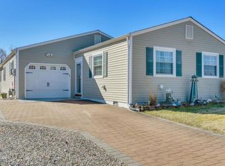 228 Port Royal Dr, Toms River, NJ 08757