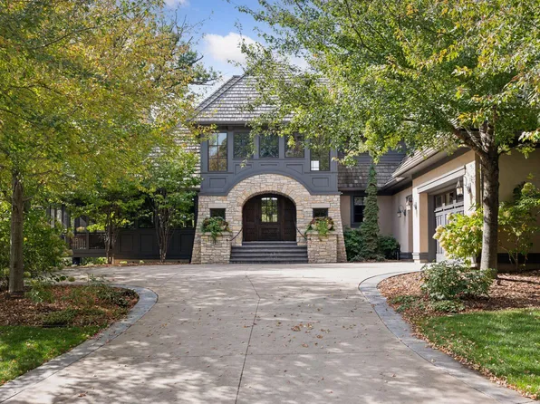 425 Carpenters Point, Wayzata, MN 55391