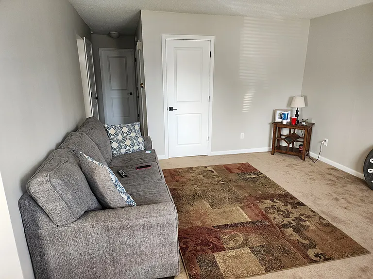 23 Lantern Ct — Photo 3