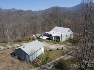 240 Henry Rd, Sylva, NC 28779