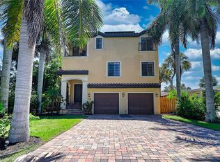 702 Treasure Boat Way, Sarasota, FL 34242