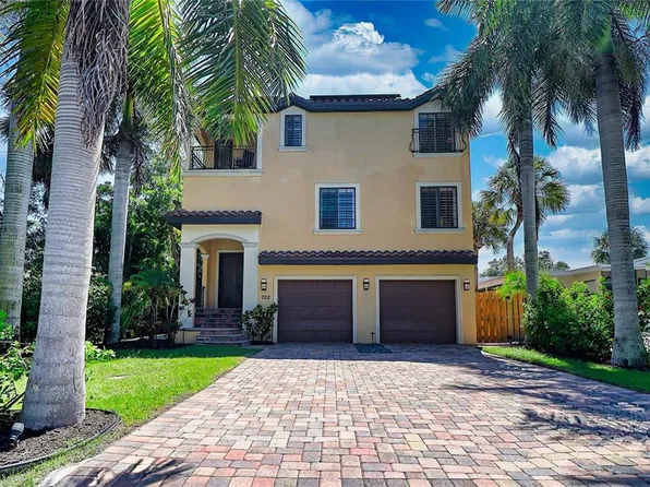 702 Treasure Boat Way, Sarasota, FL 34242