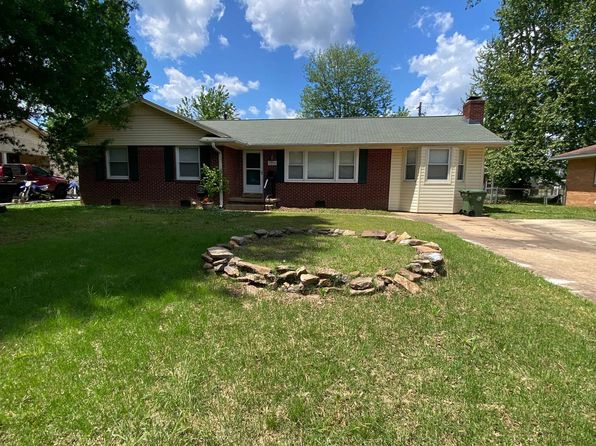 7295 Sheila St