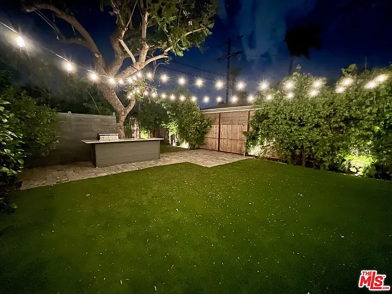 1825 Stearns Dr — Photo 37