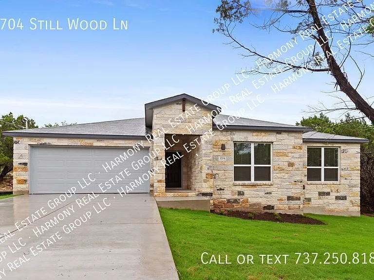 3704 Stillwood Ln — Photo 1