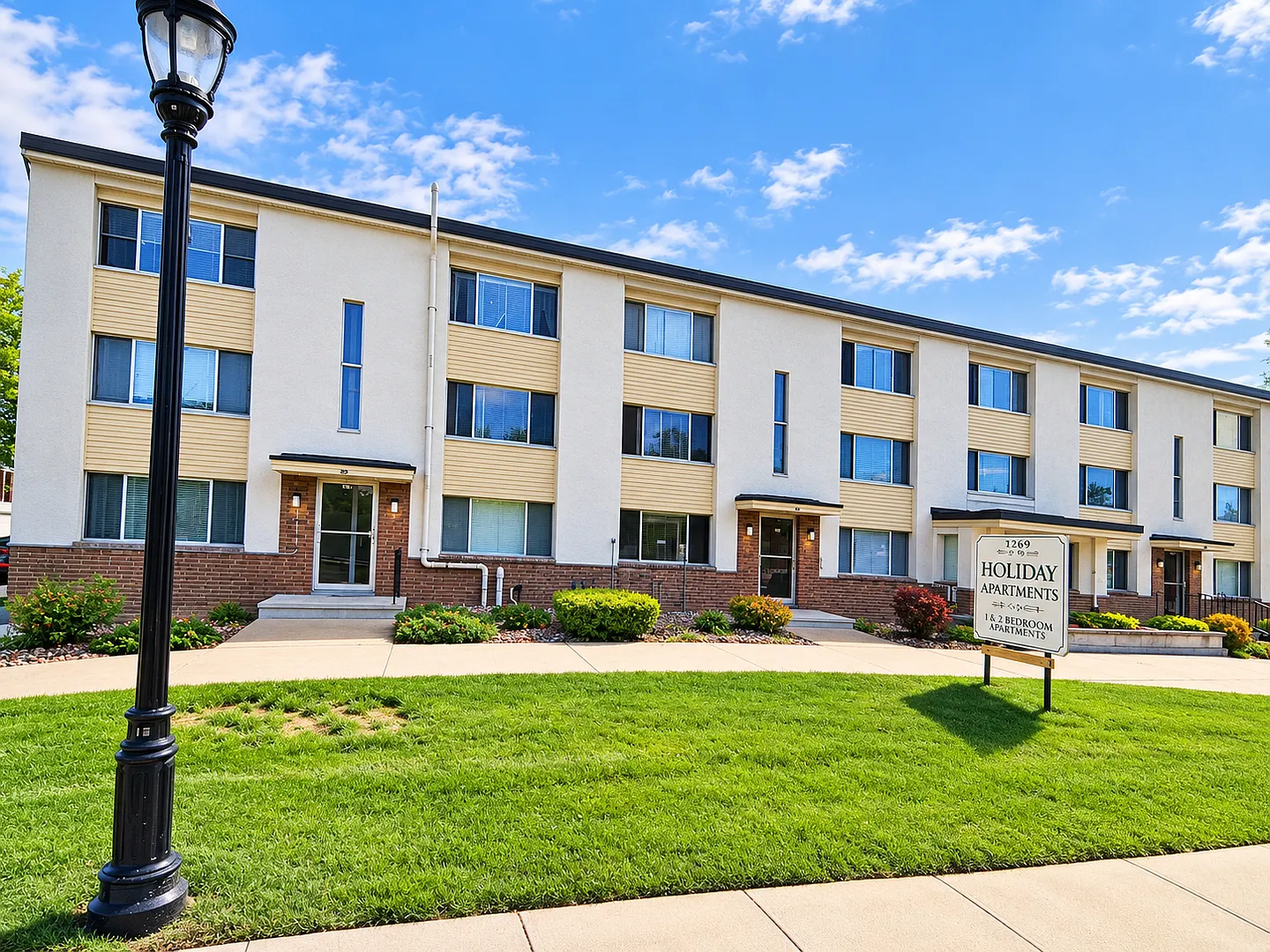 Holiday Apartments — Photo 2