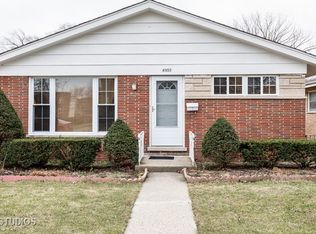 8955 Niles Center Rd, Skokie, IL 60076